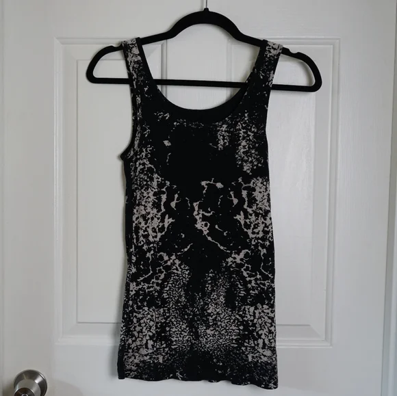 Mossimo, 2 black tanks, medium - Picture 3 of 3